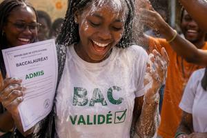 Evolution du Taux d'admission au BAC en Côte d'Ivoire de 1960 à 2025